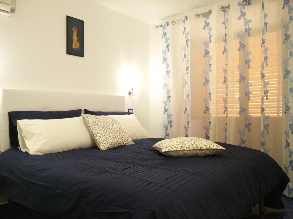 Sedil Dominova Apartment ซอร์เรนโต ภายนอก รูปภาพ