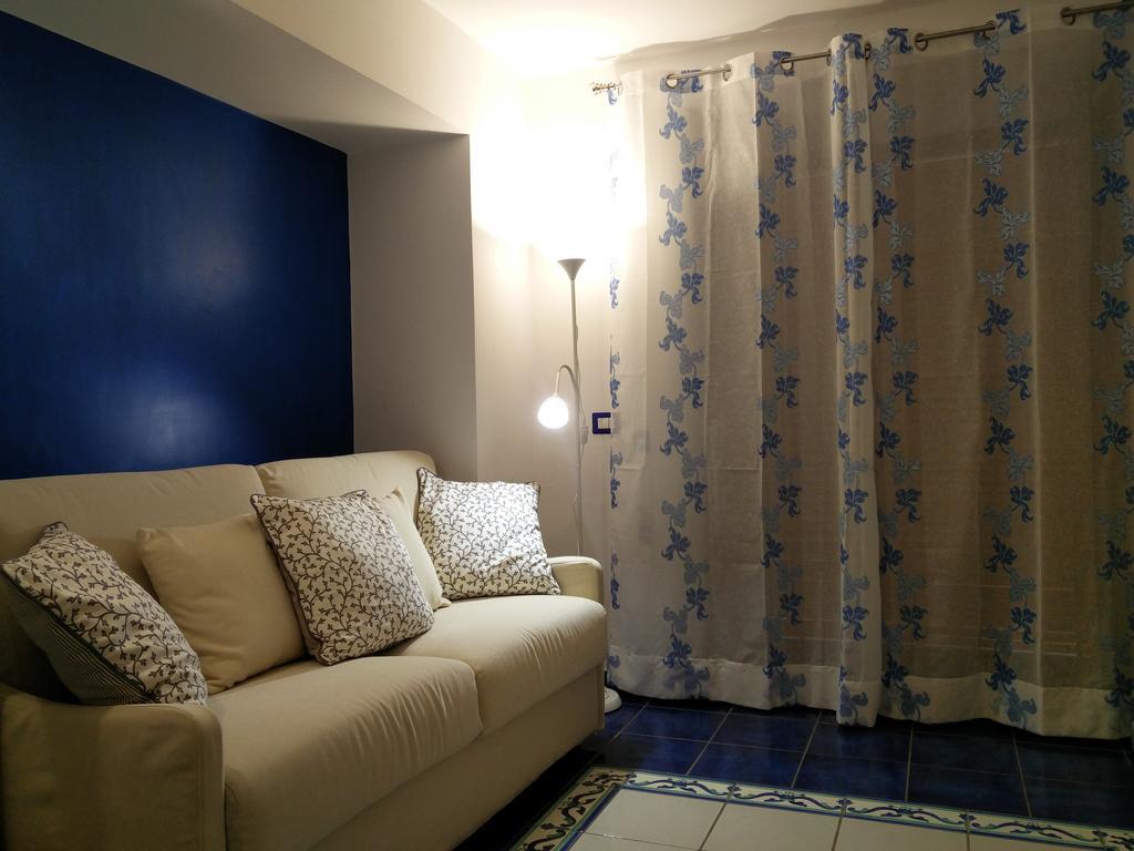 Sedil Dominova Apartment ซอร์เรนโต ภายนอก รูปภาพ